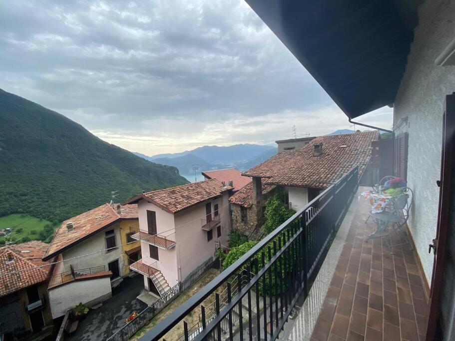 Casa Vacanze Il Pettirosso. بيسوني المظهر الخارجي الصورة